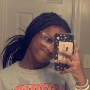 Meet your Posher, Kaylee